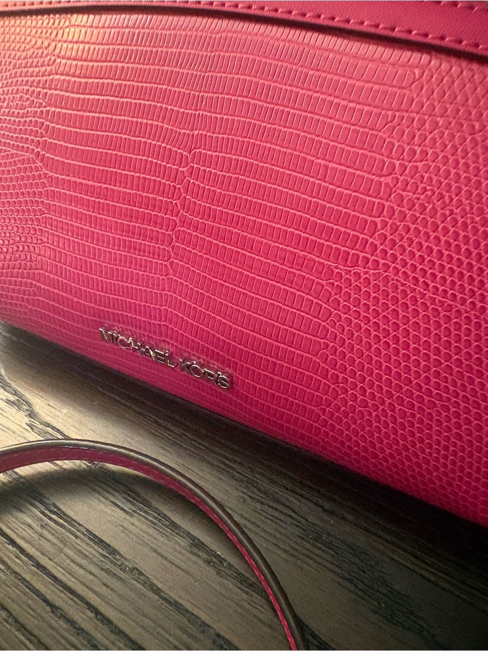 NEW AUTHENTIC Michael Kors Hot Pink Crossbody Bag - Picture 6 of 12